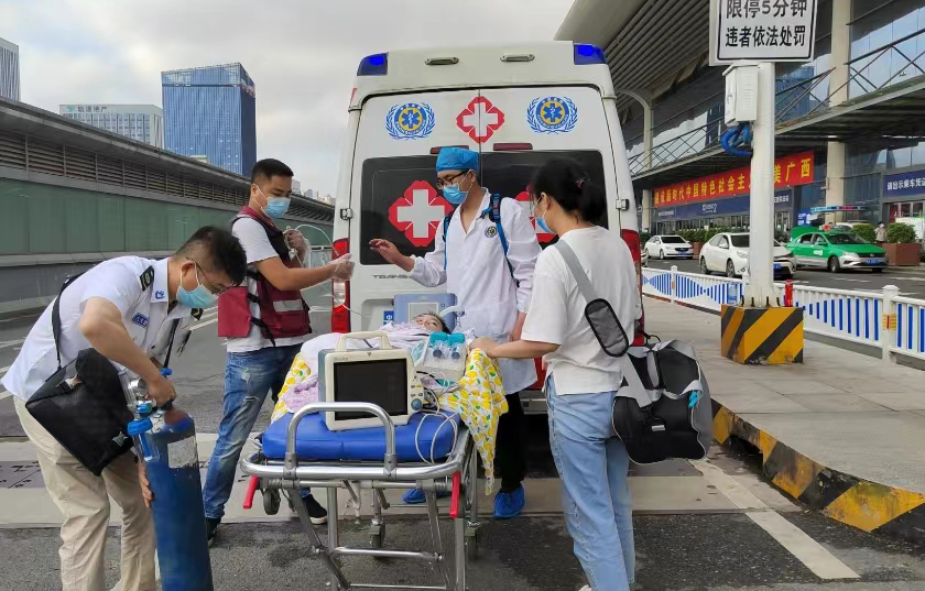 马关县救护车出租公司